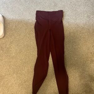 Cute wonder train red leggings from Lululemon!! Size 4